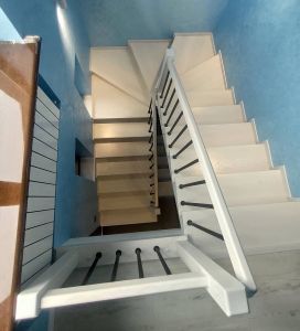 Маршевая лестница Глазго белая фото5