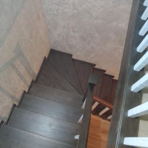 Поворотная лестница Лиссабон с забежными ступенями фото5